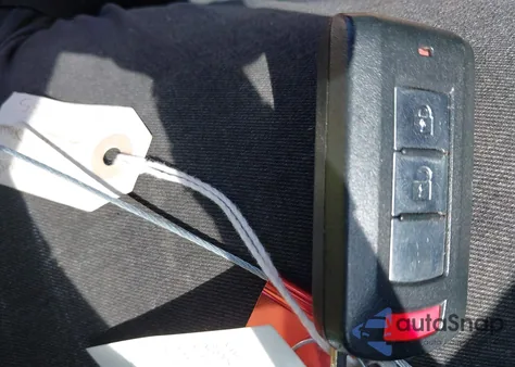 2018 Mitsubishi Outlander Sport 2.4 Sel z USA, uszkodzony, nr VIN JA4AP4AW4JU018385